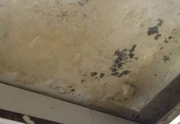 万柏林阳台漏水维修公司分享下万柏林卫生间渗水维修需要注意哪些问题。